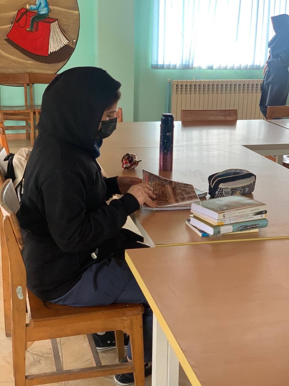 دبیرستان غیردولتی متوسطه اول دخترانه فرایاد